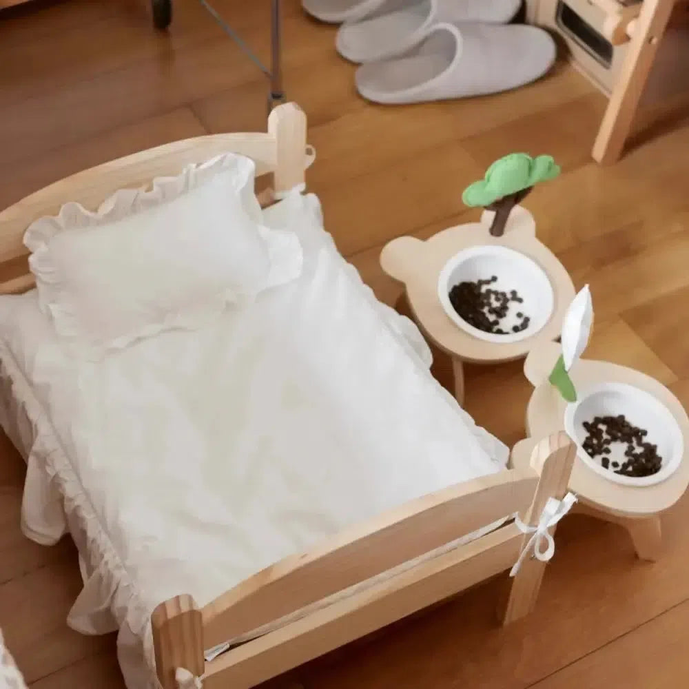 天然木パイン材のペット用ベッドで快適なひとときを