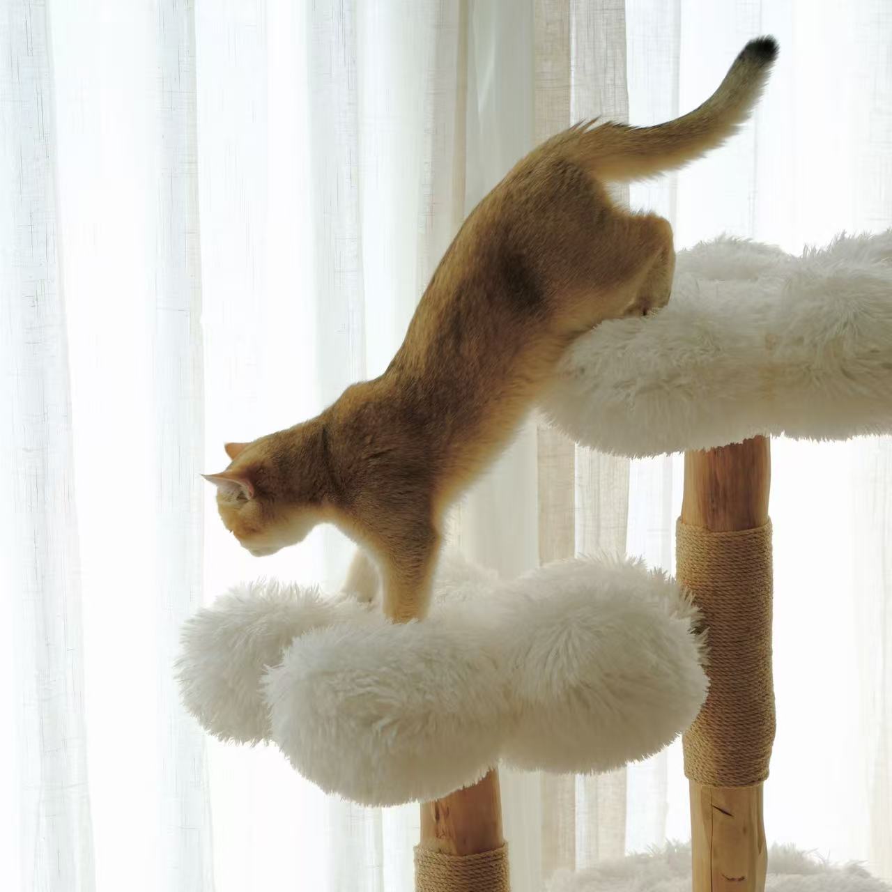 【雲にのる】無垢材キャットタワー　北欧風  天然木 ペット家具　(翌営業日発送可能）