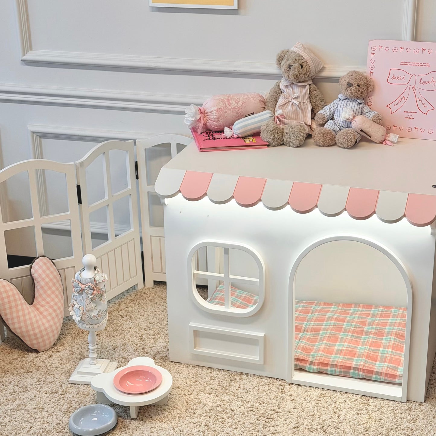 Mini Villa｜名入れ対応・ライト付き 高級ペットハウス 犬猫用ミニヴィラ(受注製作)